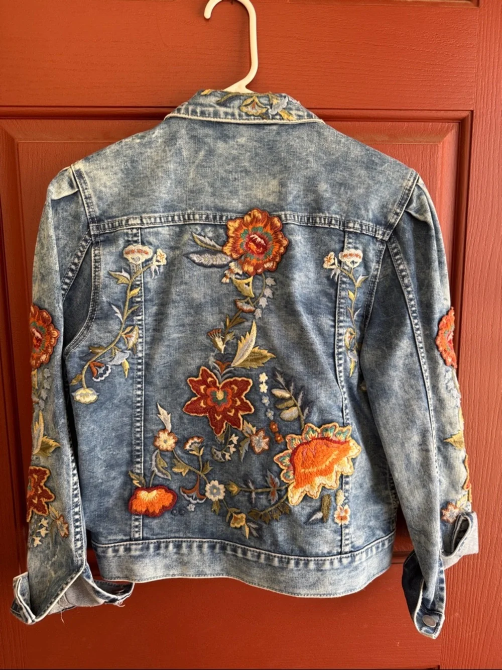 Driftwood Embroidered Floral Light Wash Denim Jacket Small - Picture 1 of 7